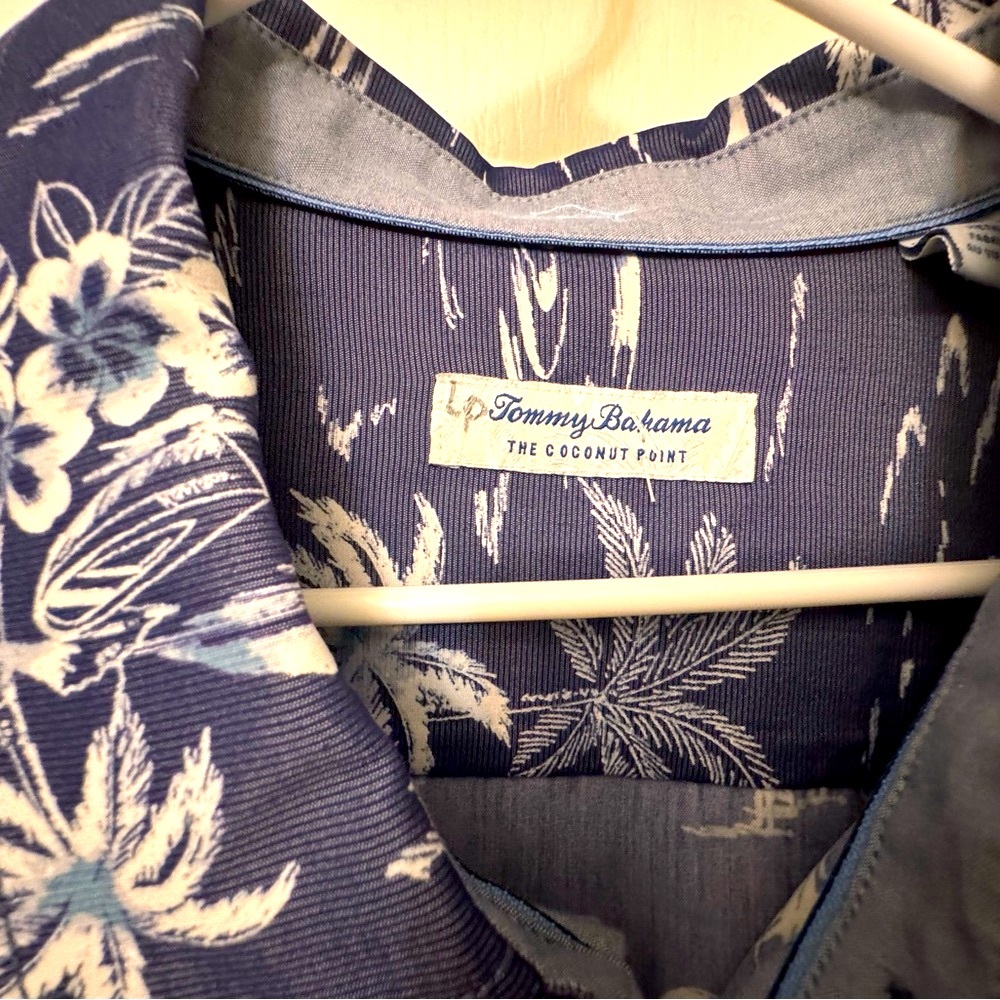 Tommy Bahama Men's Coconut Point Midnight Sails IslandZone® Shirt 3XLB - EUC - Picture 4 of 11